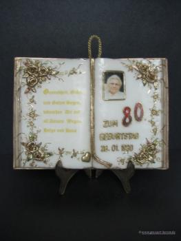 Großes, offenes Buch "Barbara"