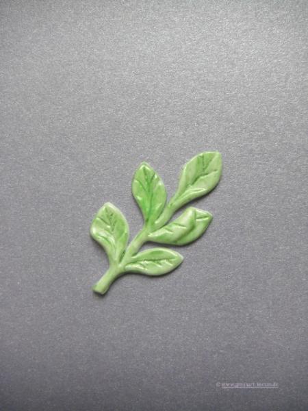Verzierwachs, Wachsdekor  "Stengel mit Blättern"